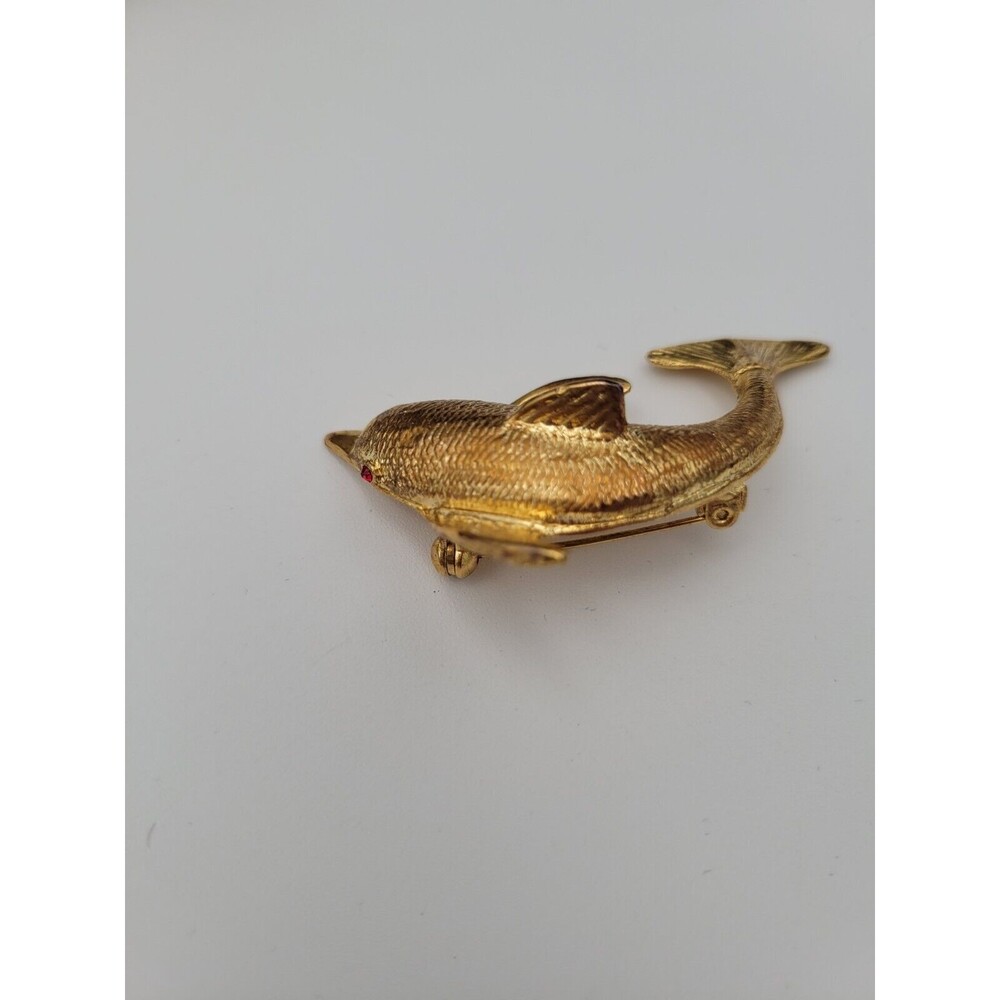 Vintage‎ Dolphin Brooch Pin Gold Tone Red Rhinestone Eyes Statement Piece - Picture 3 of 5